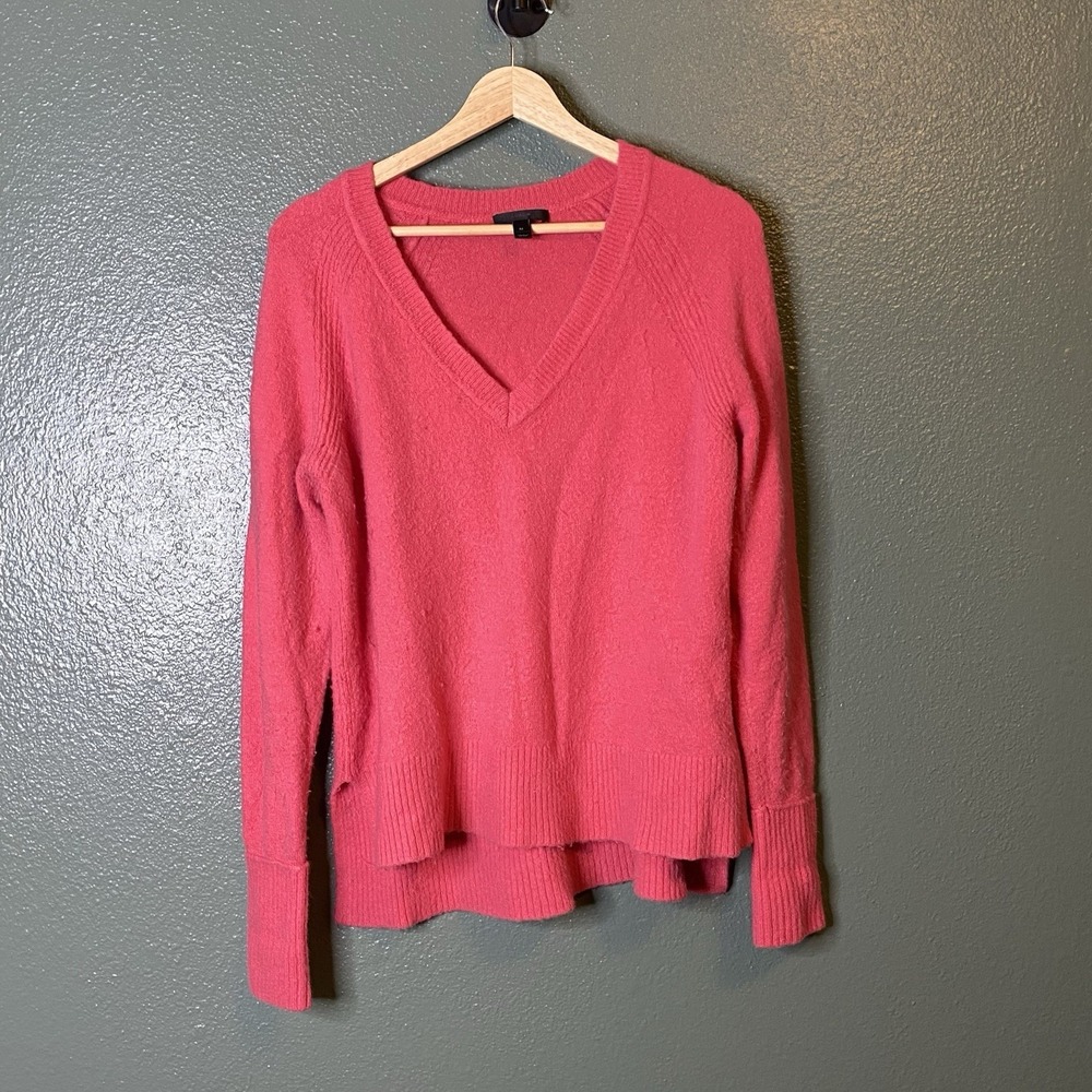 J.Crew Women's Merino Wool Blend Hot Pink / Coral V-Neck Sweater Size Medium